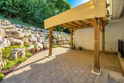 1505 N 2150 E, Layton, UT 84040 - Photo 31
