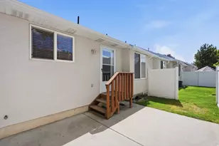812 W 970 N, Orem, UT 84057 - Photo 27