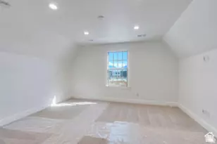 5638 W Hawthorn Ln, Herriman, UT 84096 - Photo 9