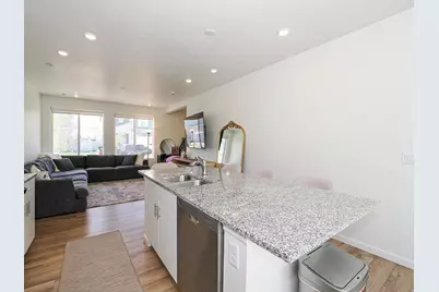 136 E Portico Ln #763, Saratoga Springs, UT 84045 - Photo 17