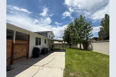 375 E 10560 S, Sandy, UT 84070 - Photo 19