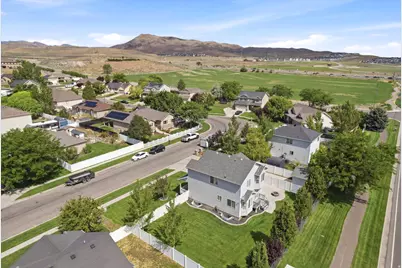 1128 N Mustang Ln W, Saratoga Springs, UT 84045 - Photo 5