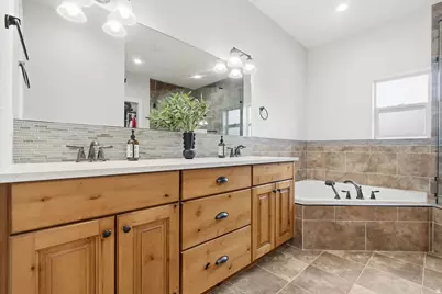 3712 E Butterfield Rd, Eagle Mountain, UT 84005 - Photo 25