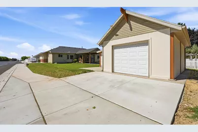 546 W 2525 S, Syracuse, UT 84075 - Photo 57