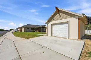 546 W 2525 S, Syracuse, UT 84075 - Photo 57