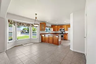546 W 2525 S, Syracuse, UT 84075 - Photo 13