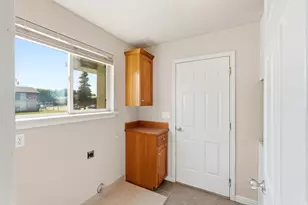 546 W 2525 S, Syracuse, UT 84075 - Photo 19