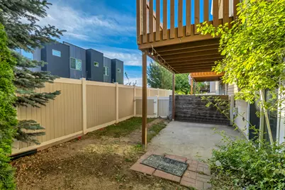 3268 S Plum Tree Ln, Bountiful, UT 84010 - Photo 5