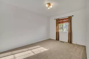 3268 S Plum Tree Ln, Bountiful, UT 84010 - Photo 17
