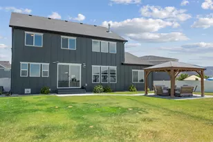 4687 N Primrose Way, Eagle Mountain, UT 84005 - Photo 37