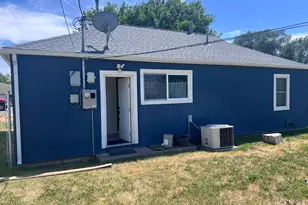 194 W 1900 N, Sunset, UT 84015 - Photo 5