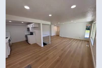 924 S 1213 E, Fruit Heights, UT 84037 - Photo 5