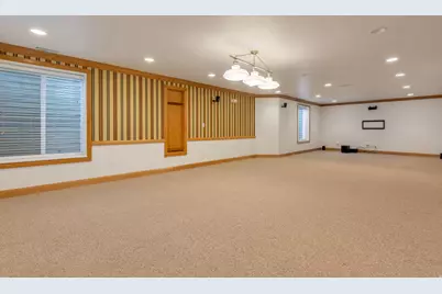 1092 W Tithing Ridge Dr, Riverton, UT 84065 - Photo 17