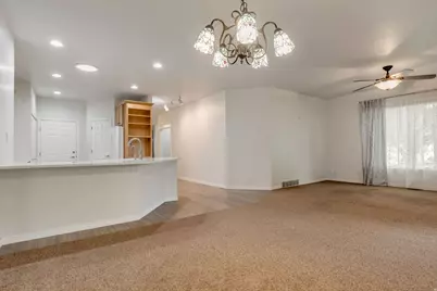 1092 W Tithing Ridge Dr, Riverton, UT 84065 - Photo 5