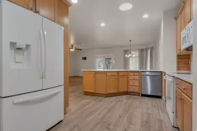 1092 W Tithing Ridge Dr, Riverton, UT 84065 - Photo 3