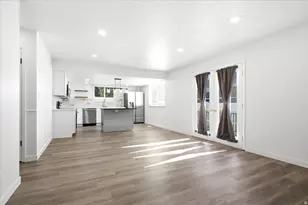 1676 E 11245 S, Sandy, UT 84092 - Photo 7