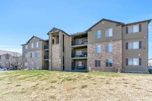 3585 E Rock Creek Rd N, Eagle Mountain, UT 84005 - Photo 23