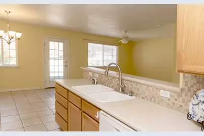 3884 W Sage Meadow Dr, South Jordan, UT 84009 - Photo 5