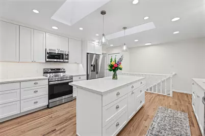 1649 E Success Ln, Sandy, UT 84092 - Photo 7