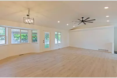 615 S 100 W, Nephi, UT 84648 - Photo 7