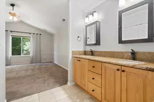 1542 N 2575 E, Layton, UT 84040 - Photo 27