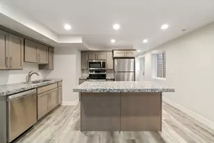 1542 N 2575 E, Layton, UT 84040 - Photo 49
