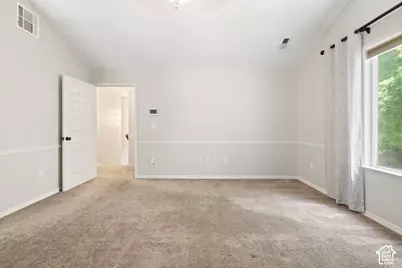 1542 N 2575 E, Layton, UT 84040 - Photo 29