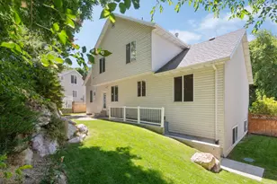 1542 N 2575 E, Layton, UT 84040 - Photo 51