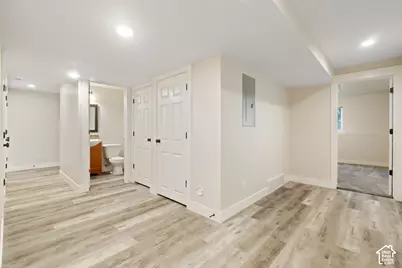 1542 N 2575 E, Layton, UT 84040 - Photo 41