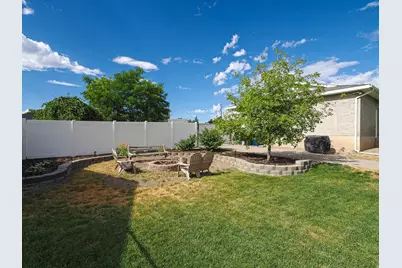 2684 W Toni Lee St S, West Jordan, UT 84088 - Photo 49