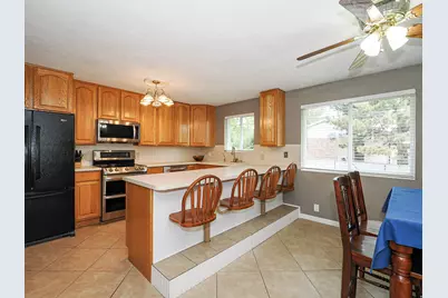 2684 W Toni Lee St S, West Jordan, UT 84088 - Photo 9