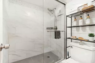425 S 1000 E, Salt Lake City, UT 84102 - Photo 11