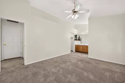 210 N Mall Dr #34, Saint George, UT 84790 - Photo 13