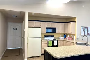 210 N Mall Dr, Saint George, UT 84790 - Photo 31