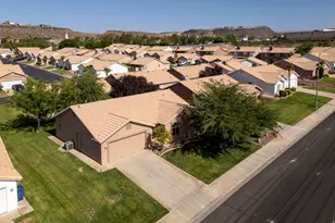 210 N Mall Dr, Saint George, UT 84790 - Photo 33