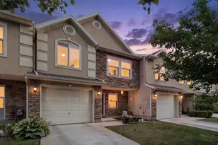 538 W Lochlevan Ln S, Murray, UT 84123 - Photo 1