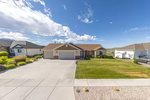 1204 E 250 S, Tremonton, UT 84337 - Photo 3