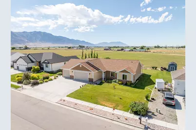 1204 E 250 S, Tremonton, UT 84337 - Photo 33