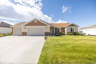 1204 E 250 S, Tremonton, UT 84337 - Photo 5