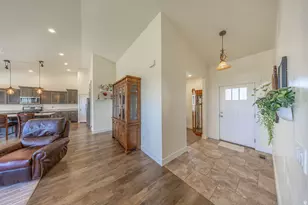 1204 E 250 S, Tremonton, UT 84337 - Photo 13