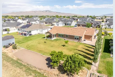 1204 E 250 S, Tremonton, UT 84337 - Photo 35