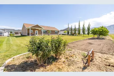 1204 E 250 S, Tremonton, UT 84337 - Photo 29