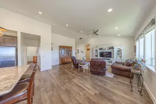 1204 E 250 S, Tremonton, UT 84337 - Photo 15