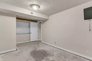 286 N 1130 E, Lindon, UT 84042 - Photo 29