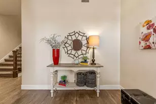 2073 N Coral Ridge Dr, Washington, UT 84780 - Photo 5