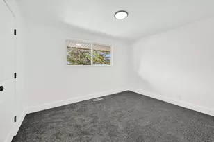 895 N Stoneybrook Rd, Kaysville, UT 84037 - Photo 17