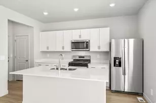 932 E Eden St, Eagle Mountain, UT 84005 - Photo 11