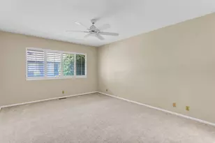 1579 E 5975 S, Salt Lake City, UT 84121 - Photo 15