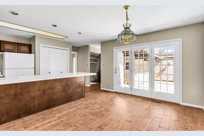 1579 E 5975 S, Salt Lake City, UT 84121 - Photo 9