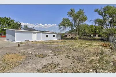 785 S 400 E, Price, UT 84501 - Photo 39